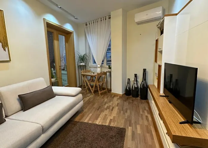 Dry Apartment